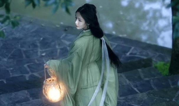 她们在古装剧中的回眸瞬间美翻了