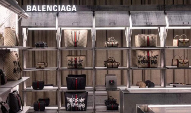 Balenciaga THE HACKER PROJECT系列于品牌线下限时体验空间发售