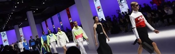 我在米兰带着马思纯和陈学冬,一起坐上了FILA的时光机!