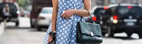 你我都有的T恤衬衫连身裙，她们竟然在这么穿！