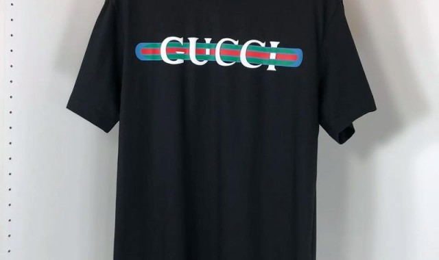 guccit恤中国官网,古驰时尚t恤质量很差可以换官网试穿