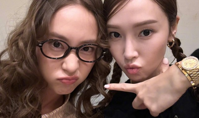 为什么郑秀晶从不换发型?