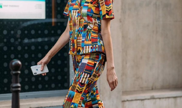 印花搭配通用指南：这个夏天如何美得艳而不俗？