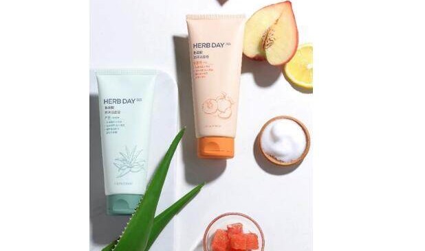 菲诗小铺每日草本氨基酸泡沫洁面膏全新上市 与张新成一同解锁柔净清洁体验