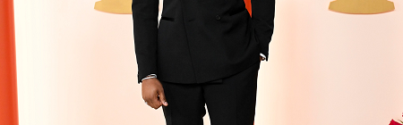 男士珠宝配饰新趋势——铂金镶嵌胸针