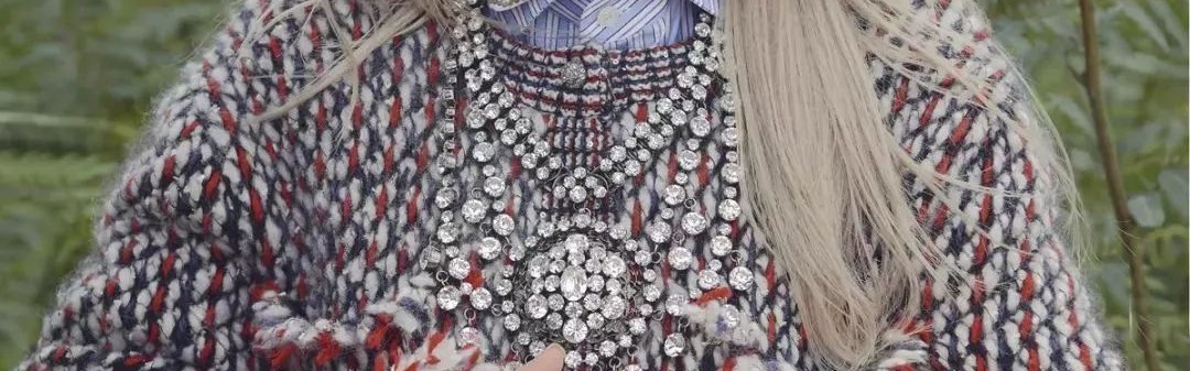 19岁,身高159cm,也敢自称越南宋慧乔?