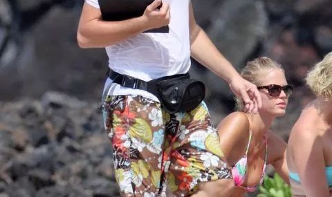 腰包时髦这事儿大家都知道了，可你知道它到底怎么火的嘛！