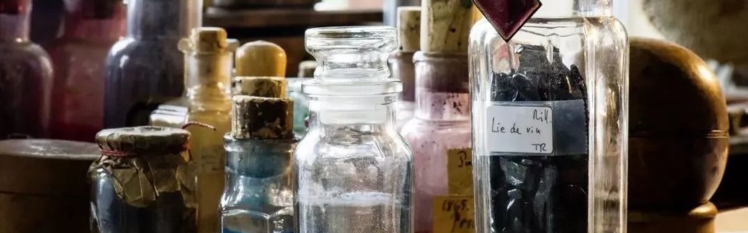 火了800年的珐琅腕表，到底贵在哪？