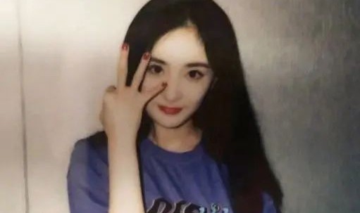 越来越时髦？女明星们的穿衣进化史竟然是这样！