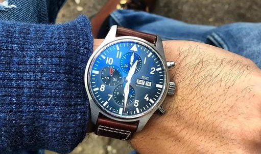 穿梭于时光中的童话，万国飞行员“小王子”