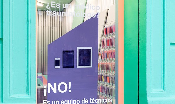 Doctor Manzana 品牌空间:一首清新的色彩诗