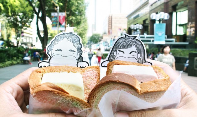 自拍都过时了!他们用这种方式边旅行边记录对方的爱