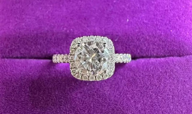 一克拉以下的钻石不值得买？看过这些精妙的镶嵌再决定……