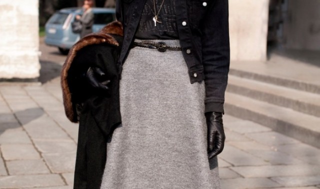 冬天只能选择一条裙子的话，她们都说只要毛呢半裙～