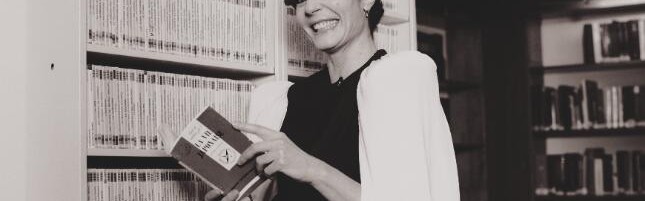 CHIARA MASTROIANNI演绎 全新LOEWE罗意威2020秋冬女装图册