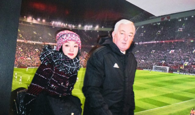 周迅准备出席香奈儿2023／24高级手工坊系列发布会