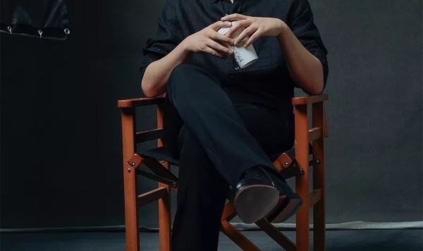 电影《我不是药神》“两弹一新”新在哪里?导演文牧野把“第一次”送给你