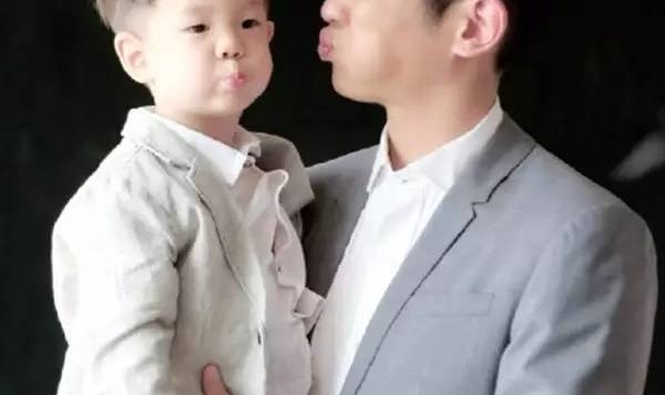 你最爱的明星养了世界上最萌的宠物