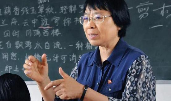 一位乡村女校长，带领一所乡村小学“复活”