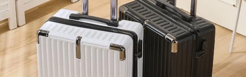 小型行李箱图片,小型储物柜数量多大型行李箱或很难放进去