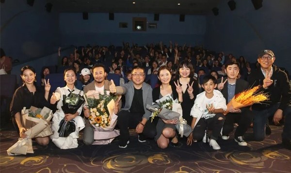 实力派演员增重20斤,突破自我饰中年油腻男,这部成长回忆片值得一看!