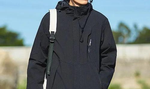 冲锋衣怎么就成了时尚圈的“新晋顶流”