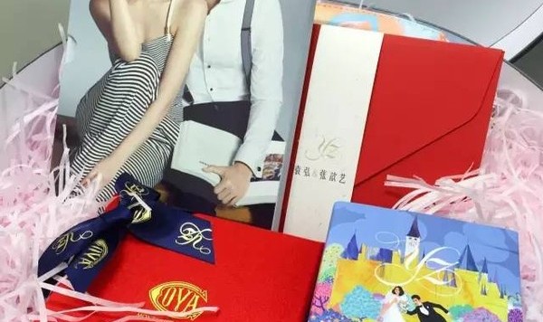 聊胡歌谈求婚，袁弘和张歆艺的恩爱根本不用秀，光打打闹闹就很虐狗！