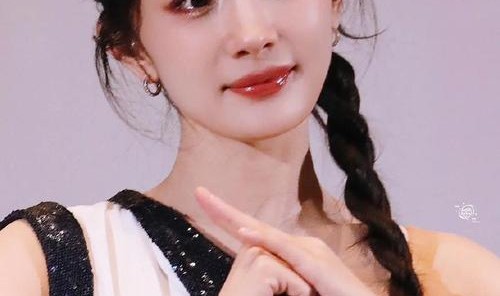 谁敢信,这是2025年的杨幂?!