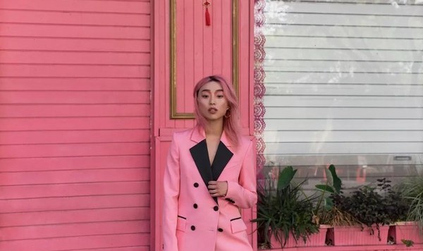 Margaret Zhang：“我不喜欢别人说我是时尚博主。”