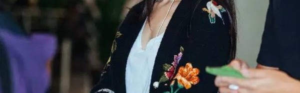 每日星范 | 倪妮 她和杨幂鹿晗竟然开始穿起了姥姥家花被单!