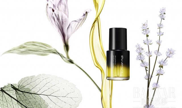 秀场妆容的制胜秘密——植村秀轻润妆前柔滑露  2016年8月全新上市