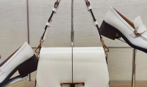 Tod's｜和皮革少女的一场约会