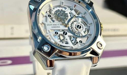 你应该拥有一款属于自己的机械表！