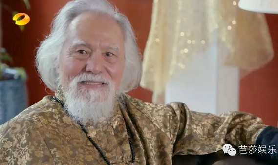 79岁的他走大秀，揍煎饼侠，实现梦想再晚也不晚！