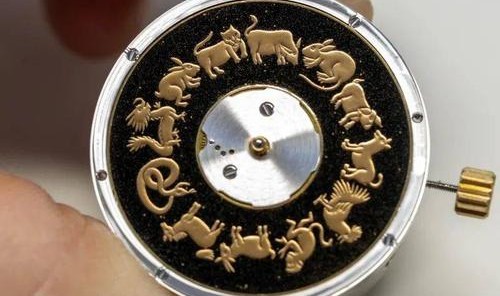 L.U.C XP Urushi Spirit of Shí Chen莳绘腕表 精彩纷呈的中国时辰