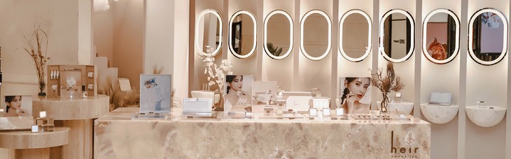 Heir赫艾迩入驻连卡佛