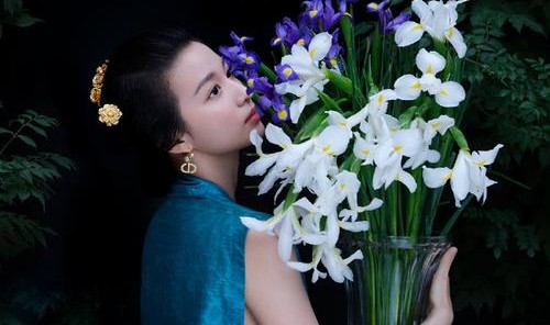 90秒｜八月，Mini BAZAAR给你降个温