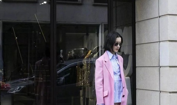 每次穿衬衫都显土，是它的问题还是你的问题？