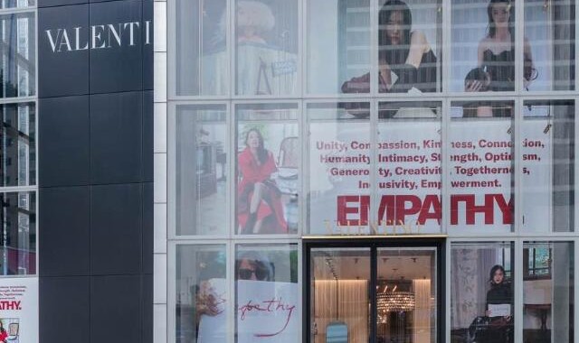 VALENTINOEMPATHY 2020-21秋冬系列广告特辑成都站