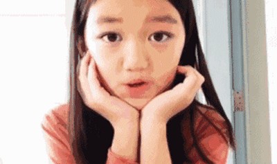 9岁李嫣比46岁王菲活得更潇洒,更自信!