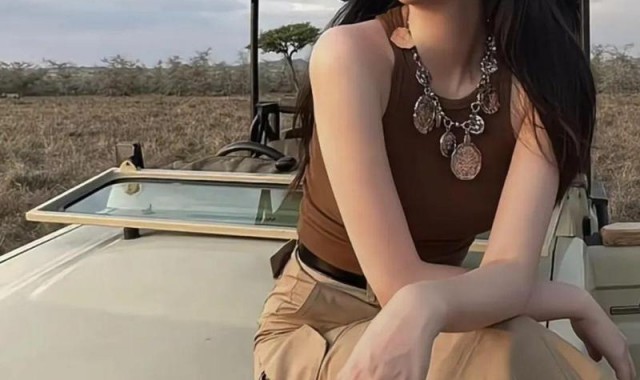 持续冲顶热搜,乔欣这妆化的到底是有多神奇?