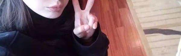 每日星范 | 杨幂 发了ins上的第一张照,还穿了今秋最火天鹅绒鞋!