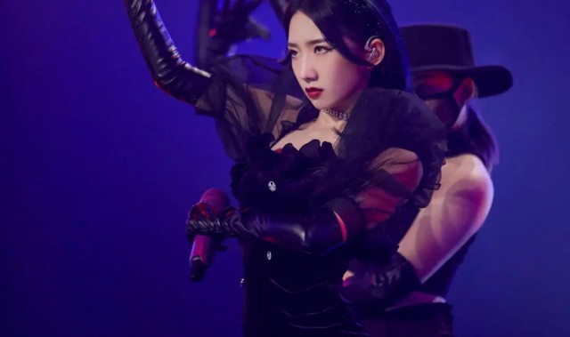 姐说：把真正想说的话放在作品里