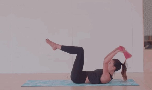 宅在家竟然也没变胖?看看杨幂和关晓彤就懂了!