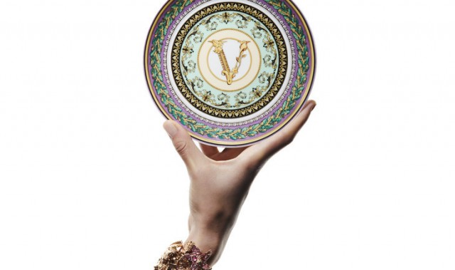 Rosenthal与Versace合作推出餐具