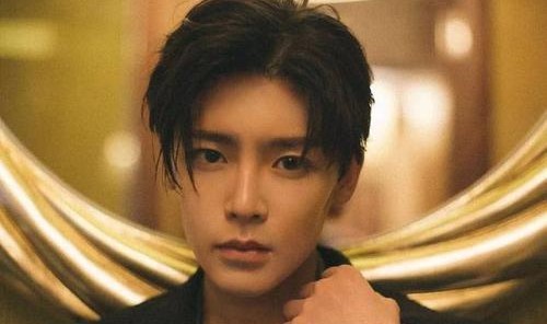 如果时光倒流侯明昊想多抱抱奶奶，你有想拥抱的人吗？