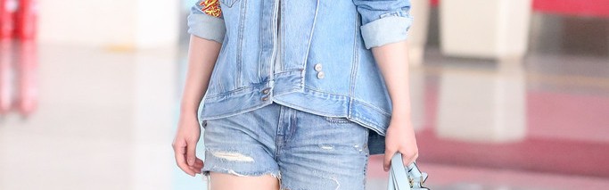 杨幂周冬雨脚上的这双,终于打败了小白鞋在我心中的地位!