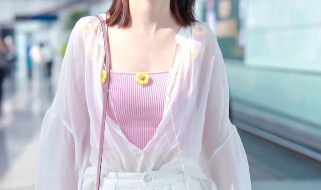 今年的防晒服妥妥地赢了！