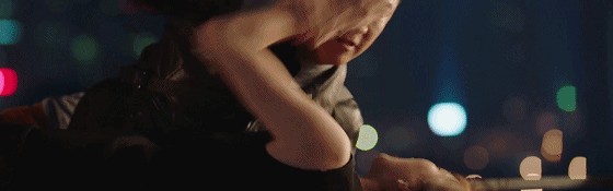 江疏影"调戏"孙红雷?这个集红唇、智慧于一身的女子太会美!