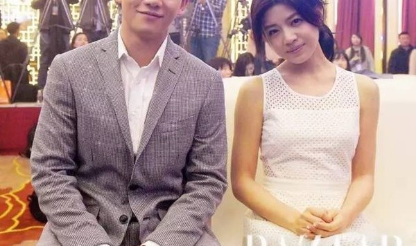 化妆迷 ｜ 陈妍希搭档郑恺！挑战小10岁的嫩肤秘诀是什么？